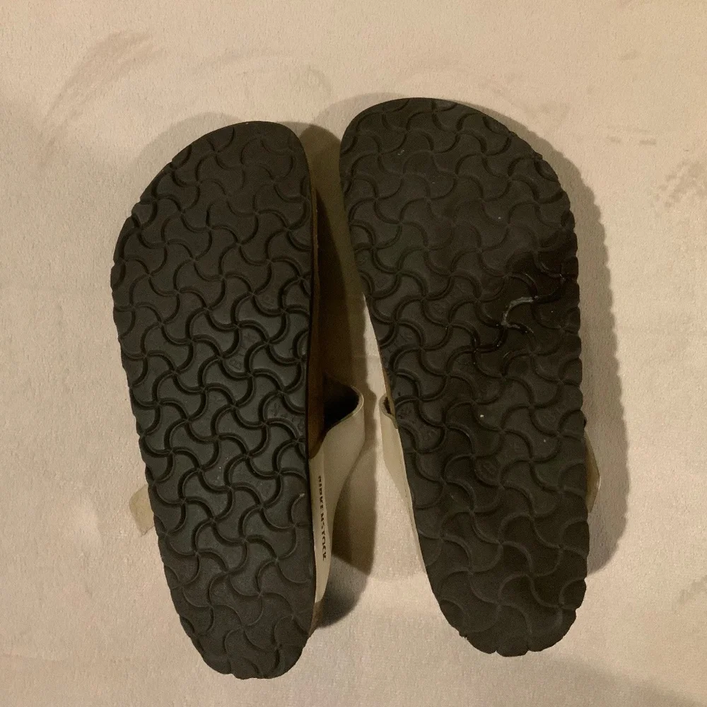 Birkenstock Ivory Gizeh EU Sz 39, US Sz 8-8.5 Scandi Bohemian Cottagecore